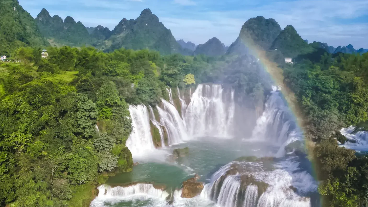 Northern Vietnam: A Wild Ride Through Rice Fields, Waterfalls & Chaotic Streets