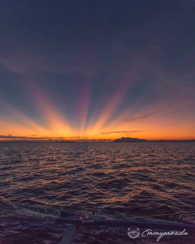 boat tour El Nido to Coron Philippines sunset