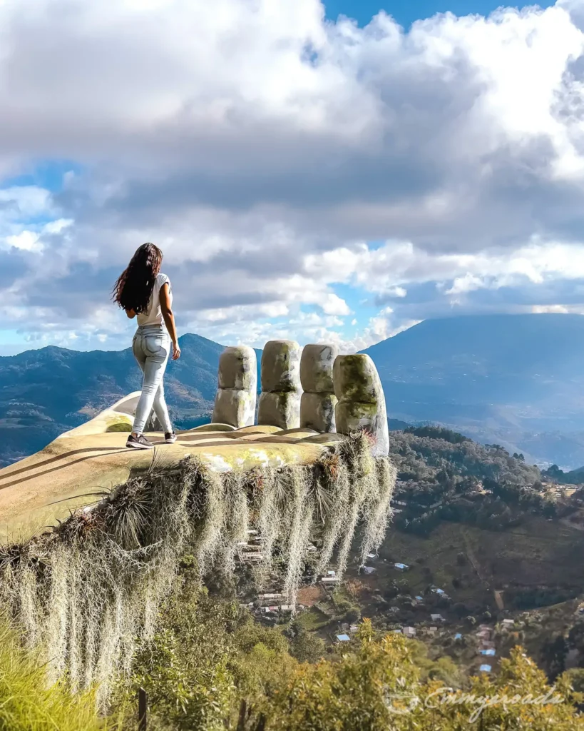hobbitenango Guatemala