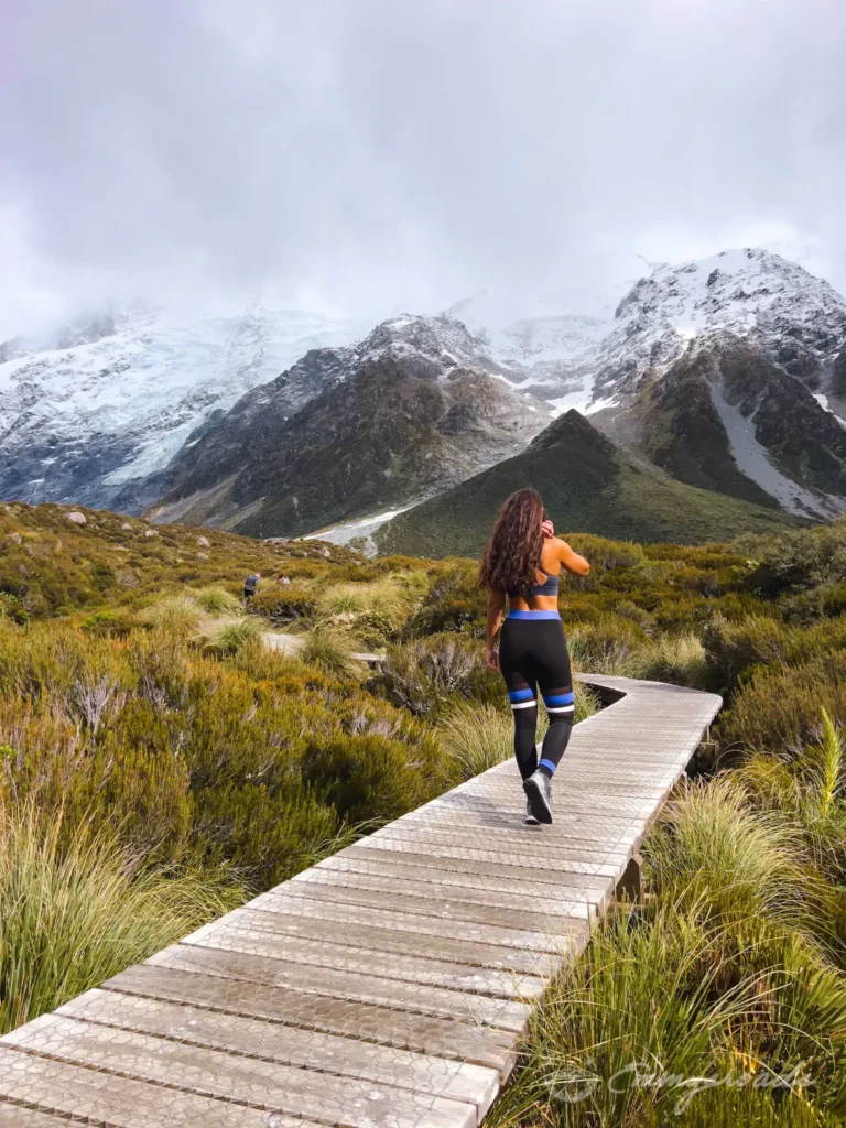 Hooker valley hiking New Zealand