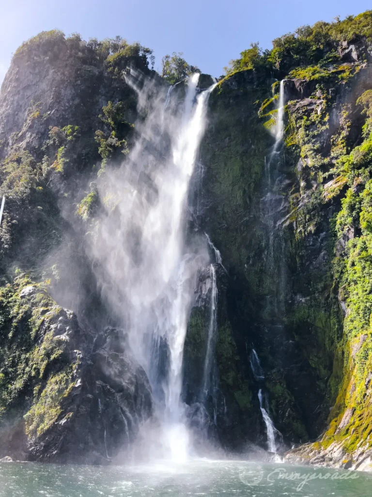 Milford sound New Zealand boat tour