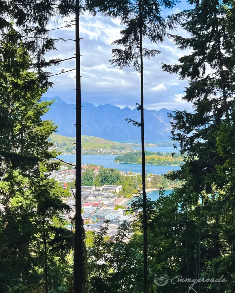 Queenstown New Zealand hiking