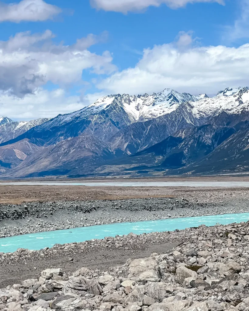 TASMAN GLACIER LAKE WALK hiking New Zealand