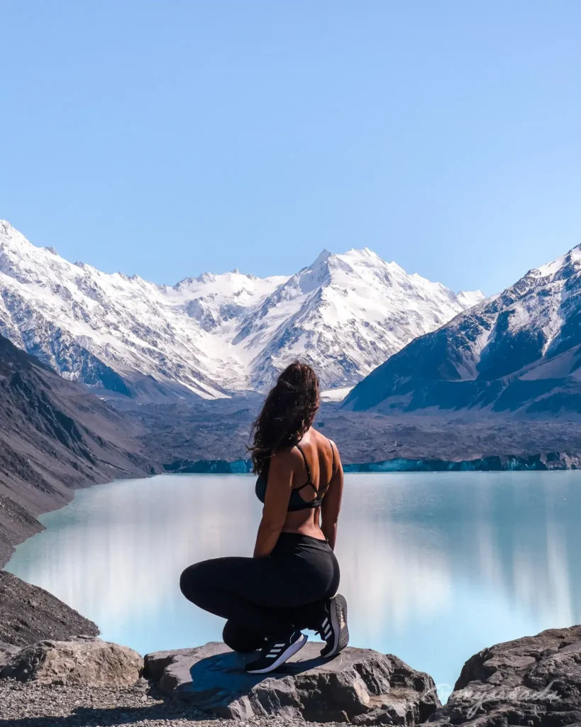 TASMAN GLACIER LAKE WALK hiking New Zealand